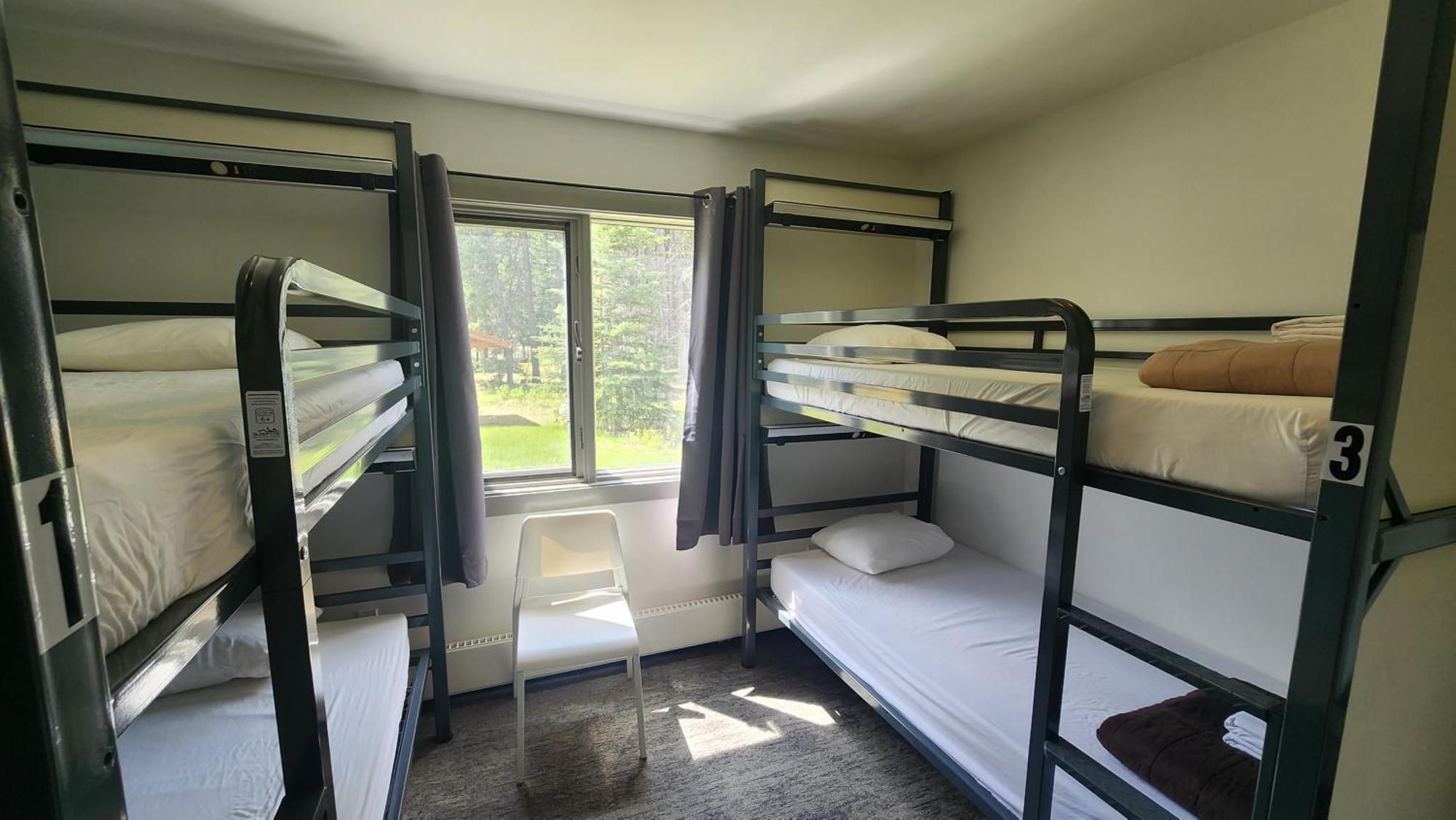 Hi Lake Louise Alpine Centre - Hostel エクステリア 写真