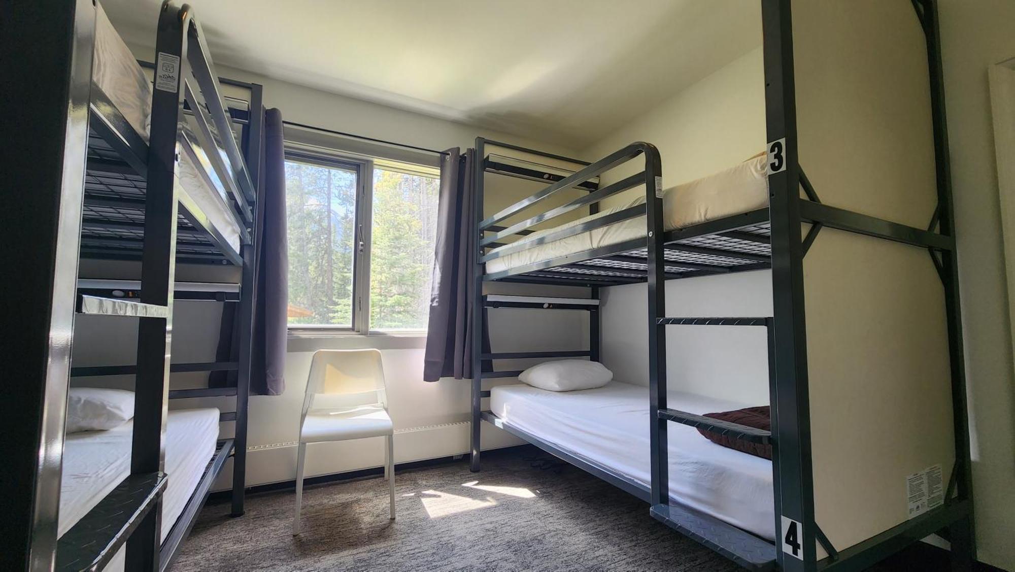 Hi Lake Louise Alpine Centre - Hostel エクステリア 写真