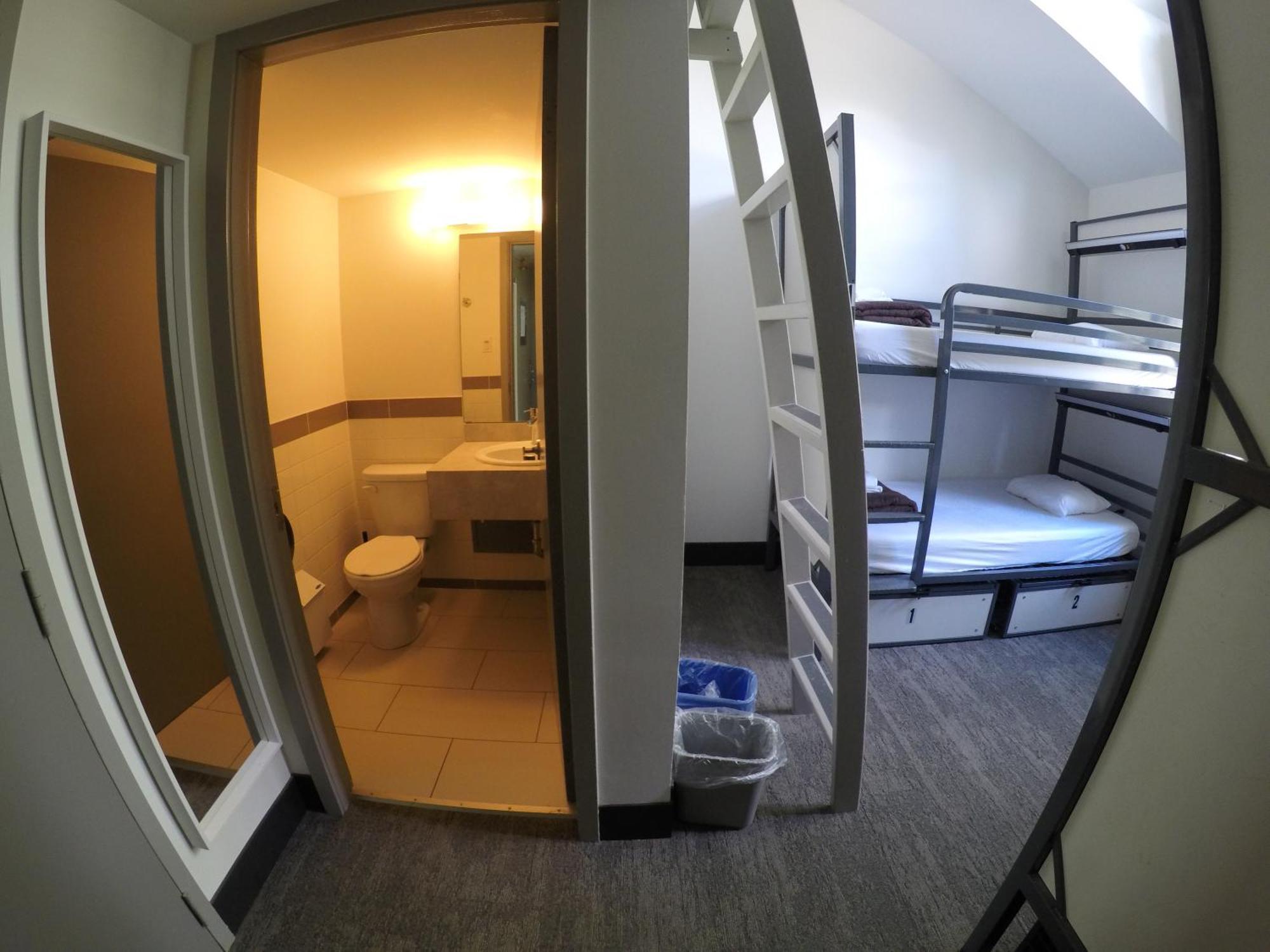Hi Lake Louise Alpine Centre - Hostel エクステリア 写真