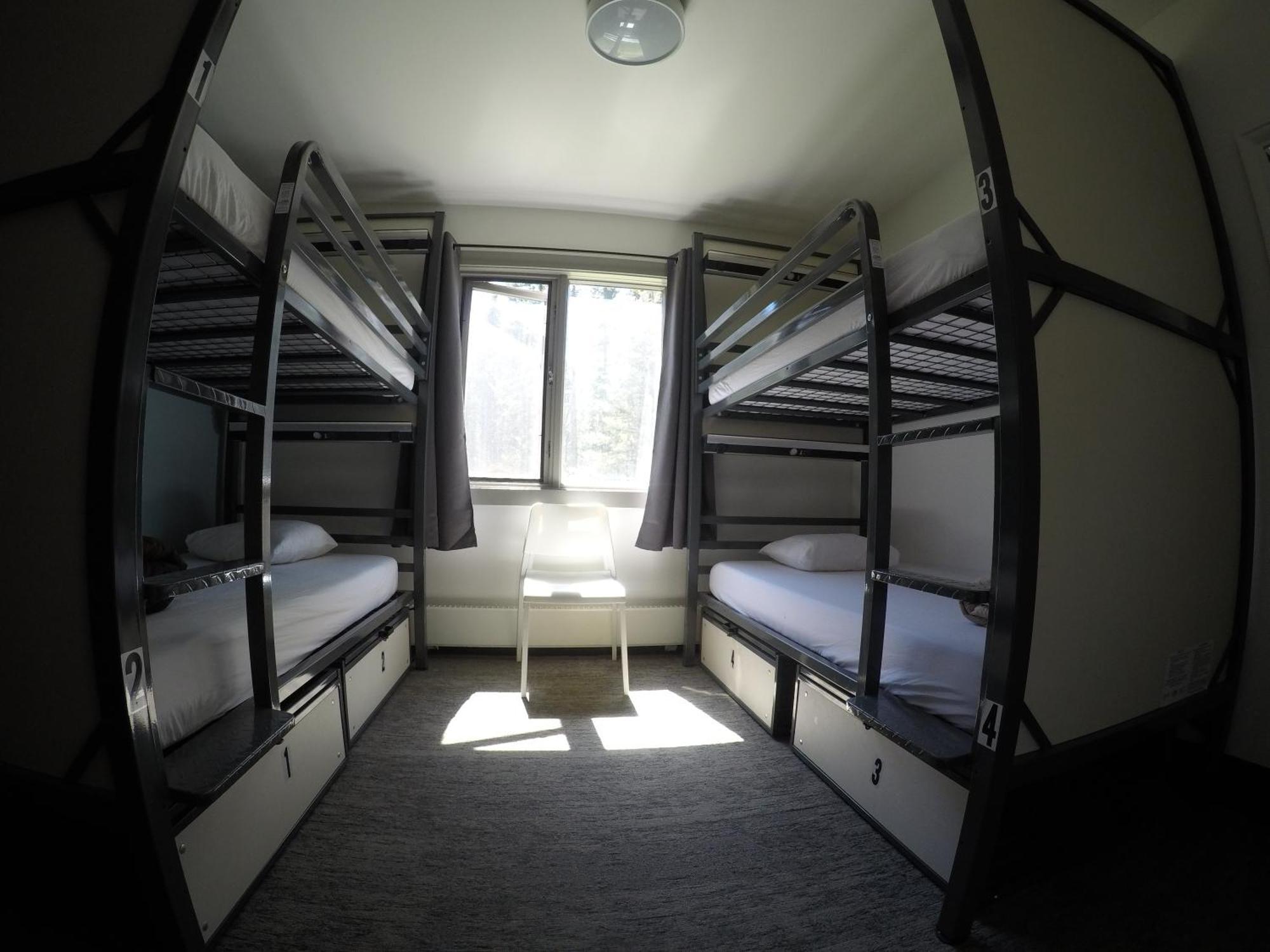 Hi Lake Louise Alpine Centre - Hostel エクステリア 写真